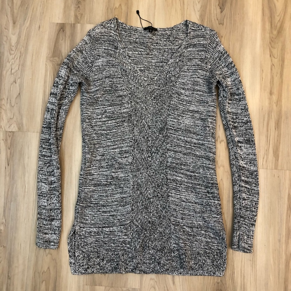 Dynamite Sweater - Picture 2 of 5